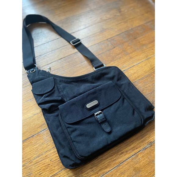 BAGGALLINI Black Slim Nylon Crossbody Bag - Picture 4 of 15